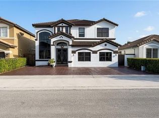 15350 SW 11th St, Miami, FL 33194