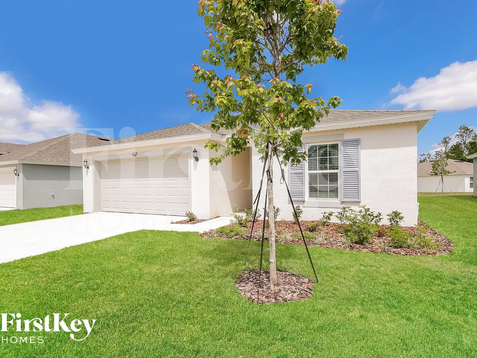 4 bed, 2.0 bath, 1598 sqft, $2,025 — Photo 2