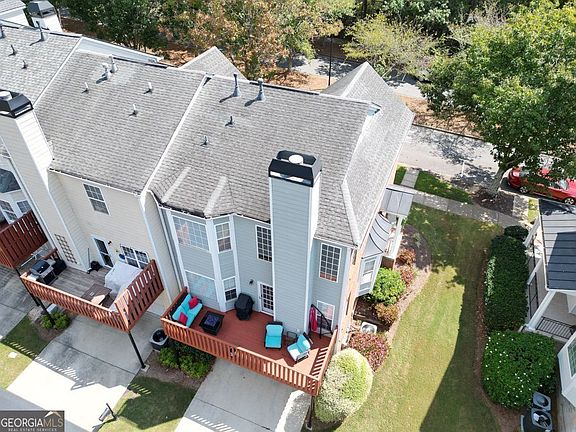 5th image of 1093 Scales Rd