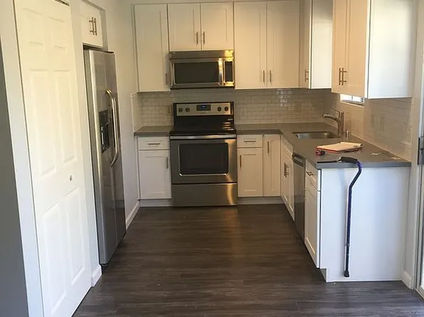 9101 Newhall Dr APT 11, Sacramento, CA 95826