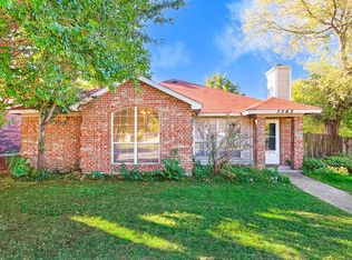 7562 John T White Rd, Fort Worth, TX 76120