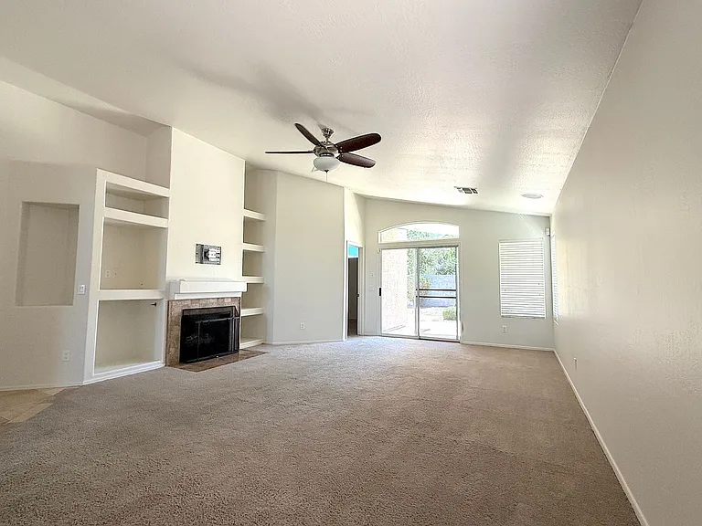 8757 E Avalon Dr — Photo 5