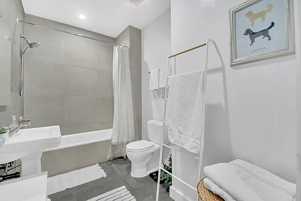 Rented by Compass | media 15