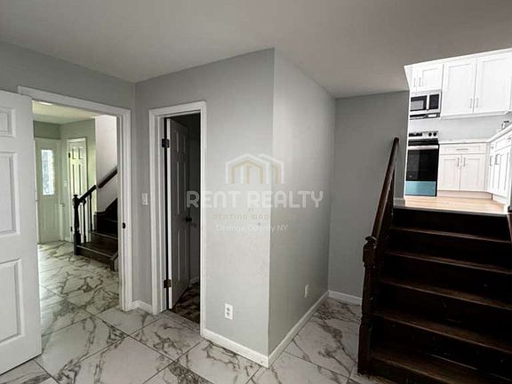 3rd image of 34 Cromwell Rd