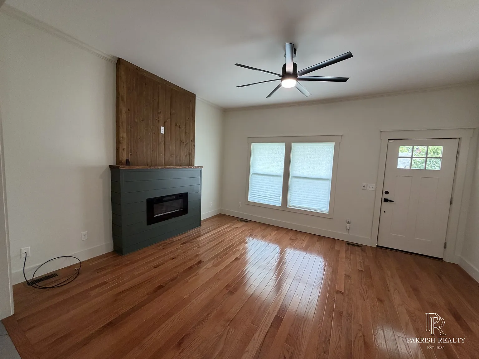 710 Carson Street - 1 — Photo 3
