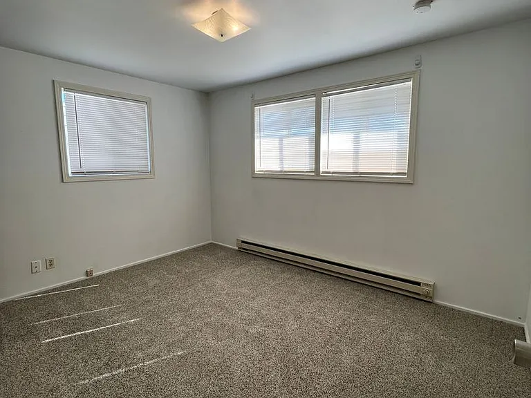 228 W Northshore Dr — Photo 5