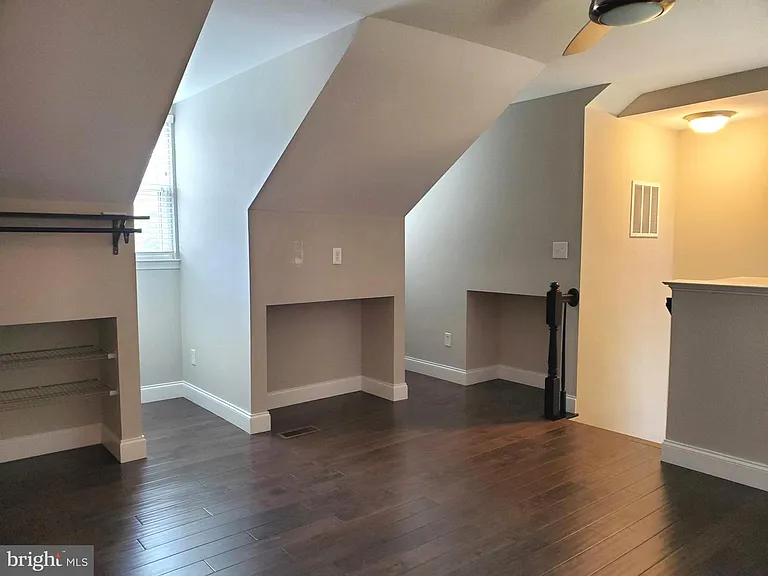 3983 Hartlake St — Photo 13