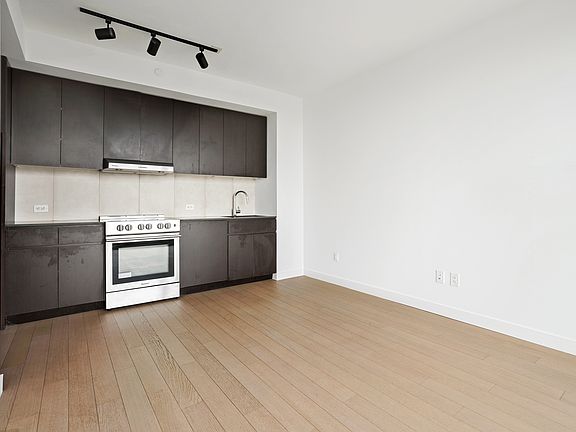 3rd image of 310 Livingston St APT 1907