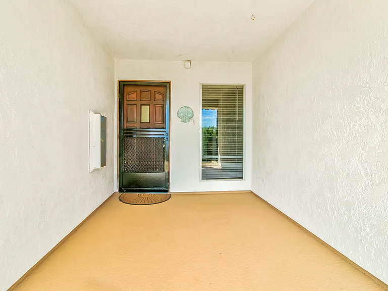 1533 Buena Vis #A — Photo 6