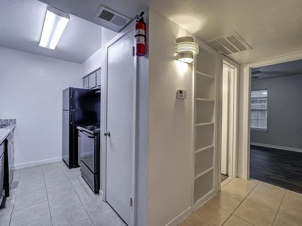 6718 De Moss Dr #38-325