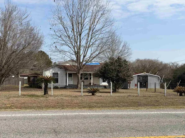 7180 Highway 97, Walnut Hill, FL 32568