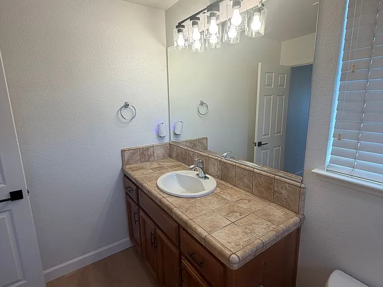 1425 Blue Squirrel St — Photo 16