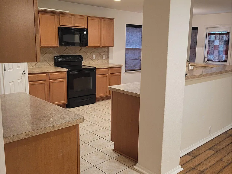 433 Moorhen Cv — Photo 10