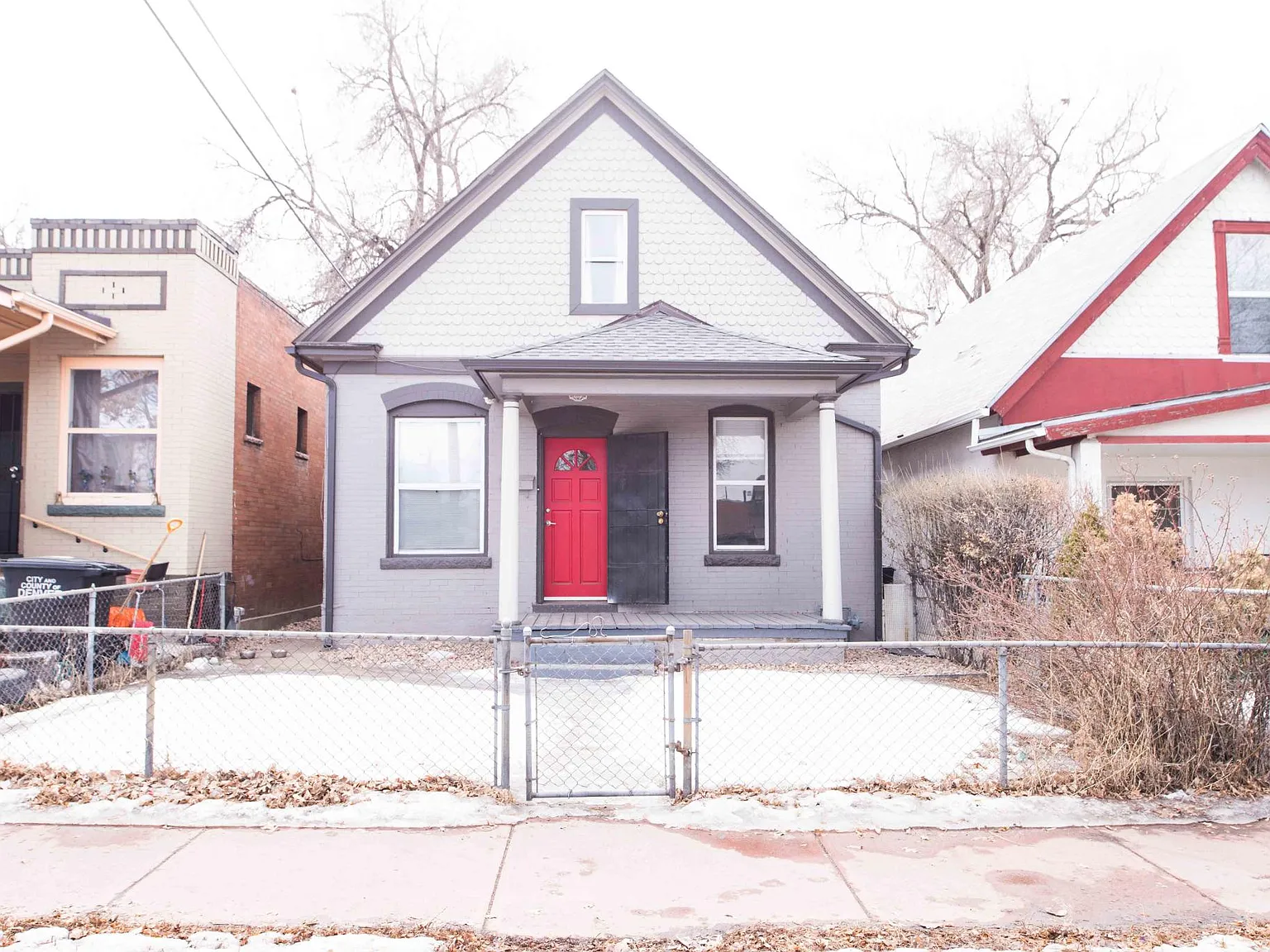 1124 W 9th Ave — Photo 1