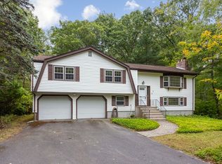 14 Deborah Dr, Walpole, MA 02081