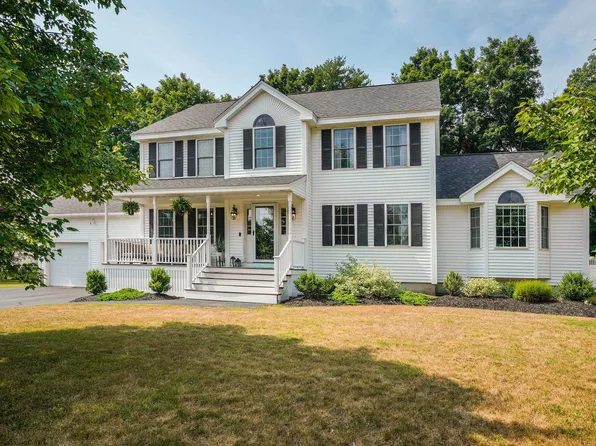 60 Nathaniel Drive, Portsmouth, NH 03801