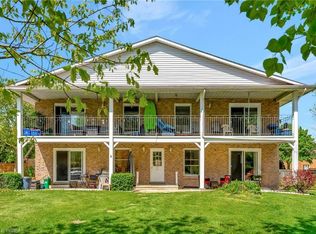 8 Big Pine Pl, Brantford, ON N3R6T6