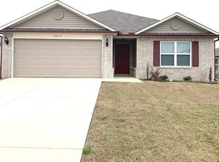 3033 Emerald Park Trl, Bauxite, AR 72011