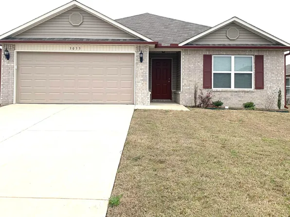 3033 Emerald Park Trl, Bauxite, AR 72011