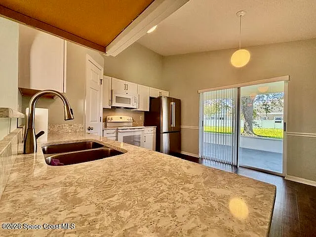1753 Cape Palos Dr — Photo 7