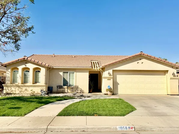 1058 W Canyon Way, Hanford, CA 93230