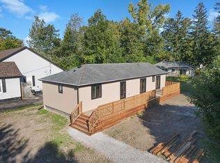 3042 Bethune Ave, Fort Erie, ON L0S 1N0