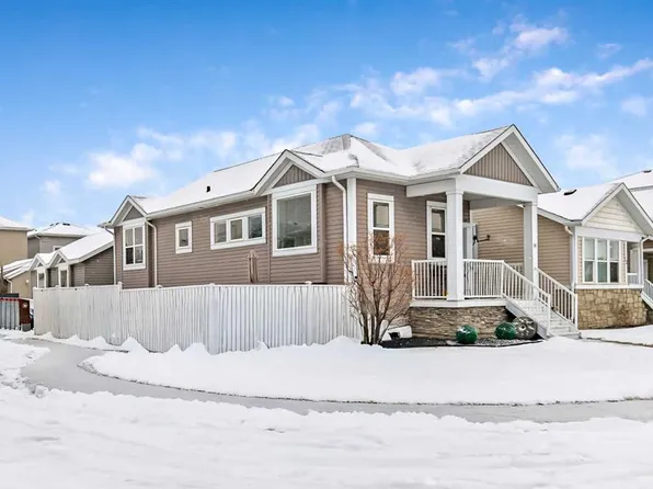 14 S Sunrise Cres NE, High River, AB T1V 0B9