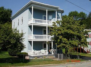 286 4th Ave, Woonsocket, RI 02895