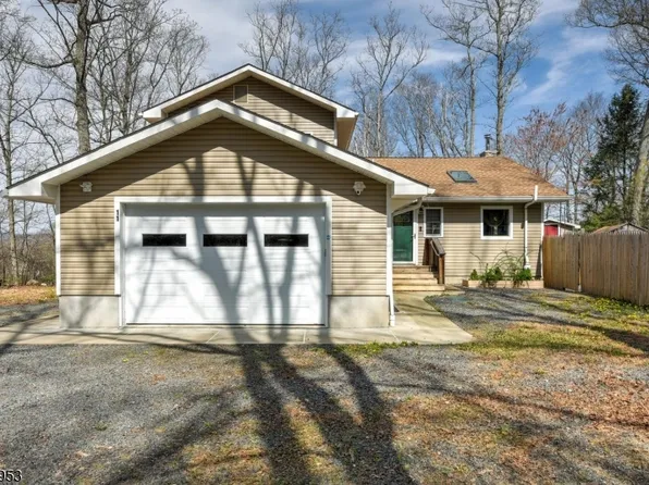 11 Mt Crest Rd, Jefferson Twp., NJ 07438