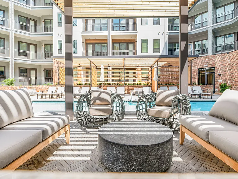 Vibe at Echo Street West — Photo 27