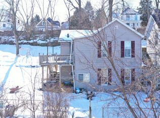 346 Klingenberg Ter, Dubuque, IA 52001