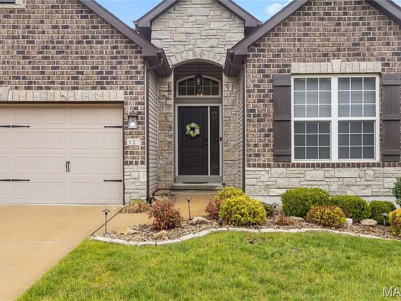 2nd image of 527 Amber Way Ct