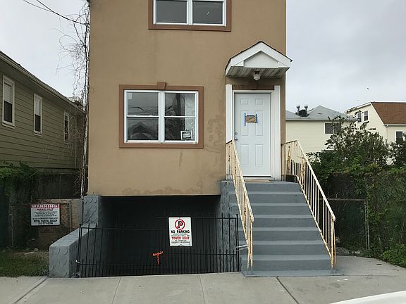3rd image of 457 Beach 46th St