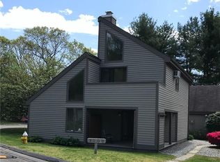 15 Yankee Glen Rd #15, Madison, CT 06443