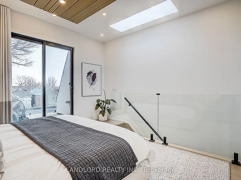 21 Shudell Ave — Photo 36