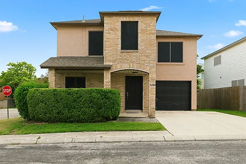 5202 Kenton Stone Photo 1