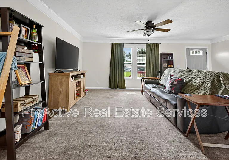 1053 Pitchkettle Rd — Photo 19