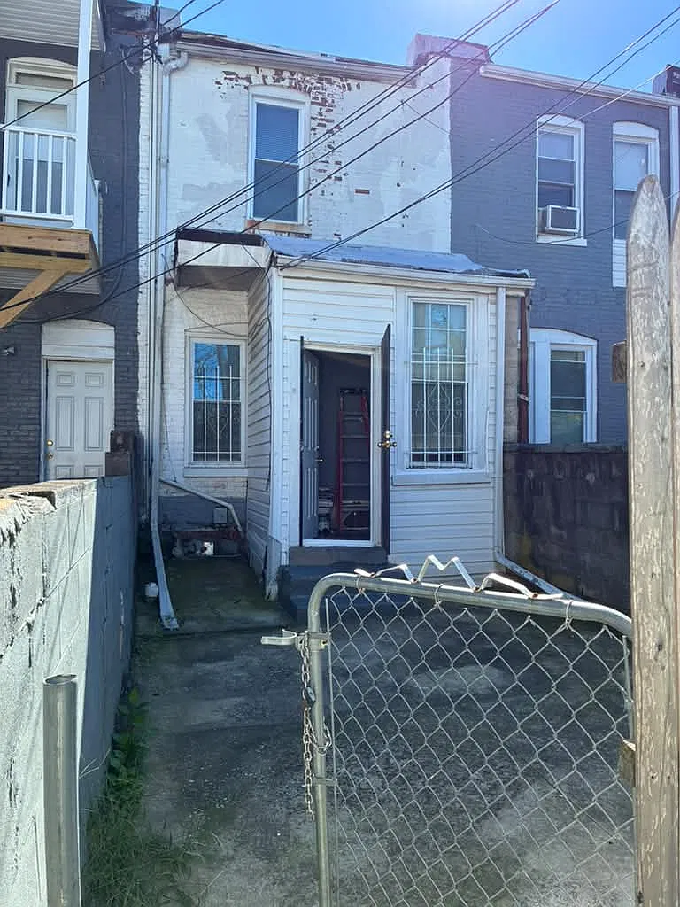2 bed, 1.5 bath, 636 sqft, $1,750 — Photo 1
