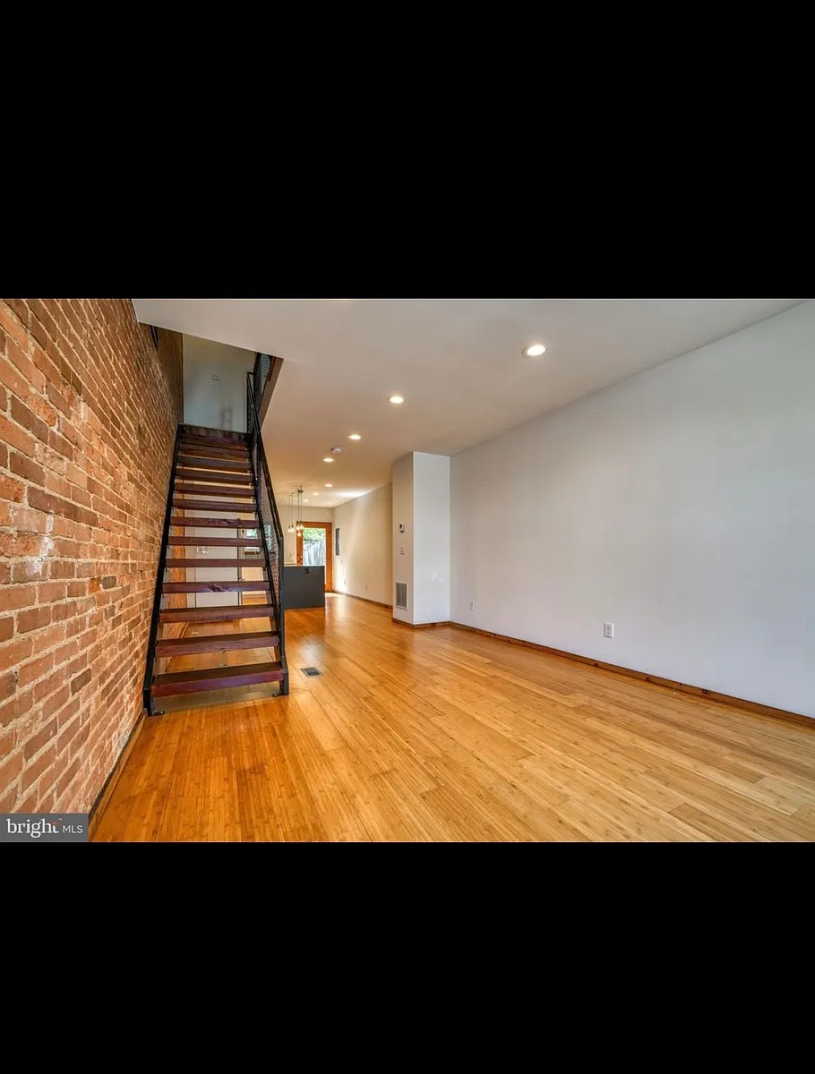 Building Photo - 2804 Remington Ave
