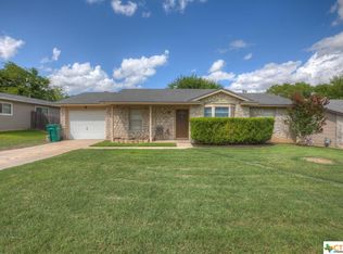 208 Lost Forest St, Live Oak, TX 78233