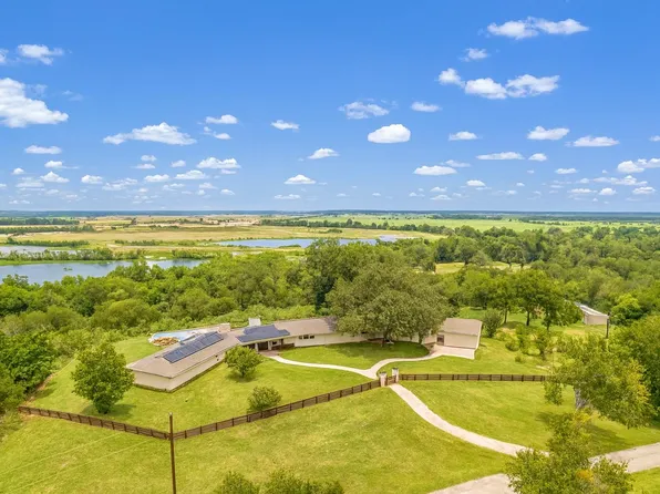 520 Double Eagle Ranch Dr, Cedar Creek, TX 78612