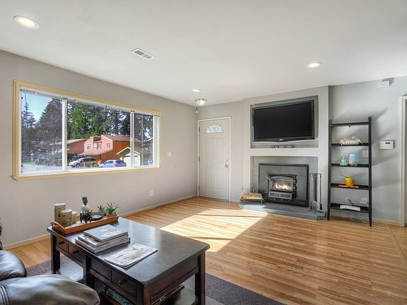 3rd image of 26302 186th Ave SE