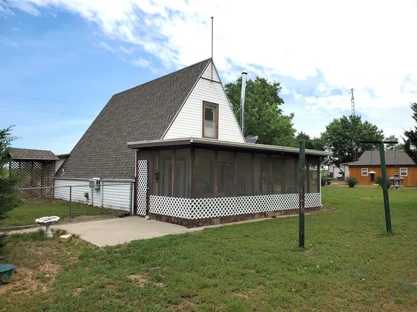 92 Pheasant Ridge Rd, Marquette, KS 67464