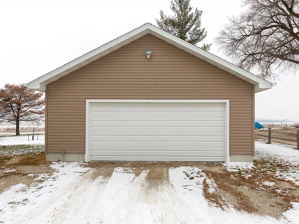 2nd image of 4321 Sage Rd
