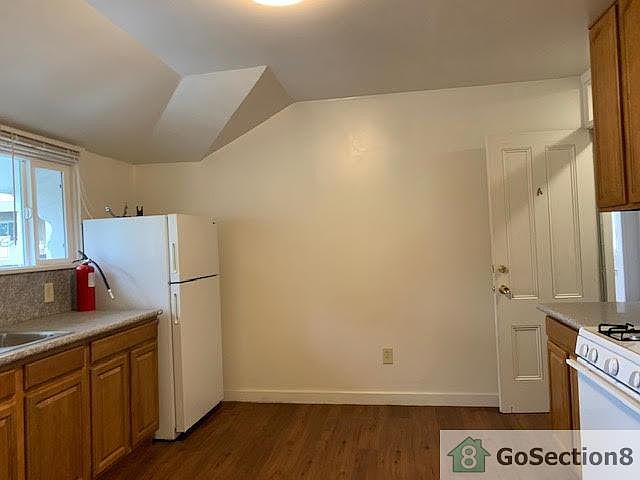 1st image of 1524 11th Ave APT A