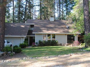 12030 Hanley Dr, Grass Valley, CA 95949