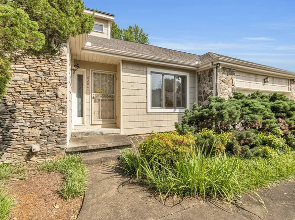 6204 N Innisbrook Dr, Hixson, TN 37343