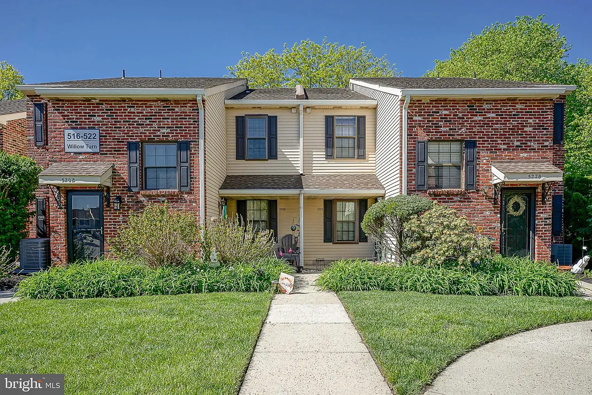 Building Photo - 522 Willow Turn #A