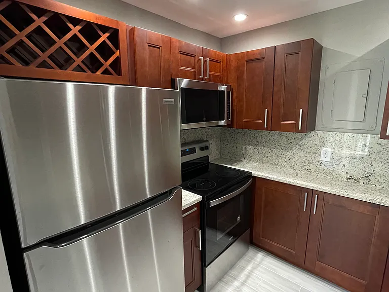4109 Bellasol Cir #1114 — Photo 2