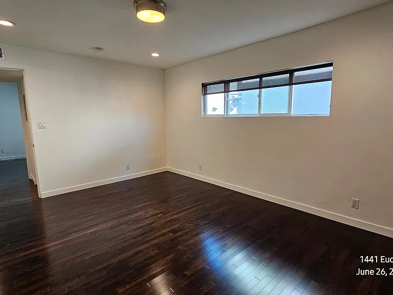 1441 Euclid St #1 — Photo 20